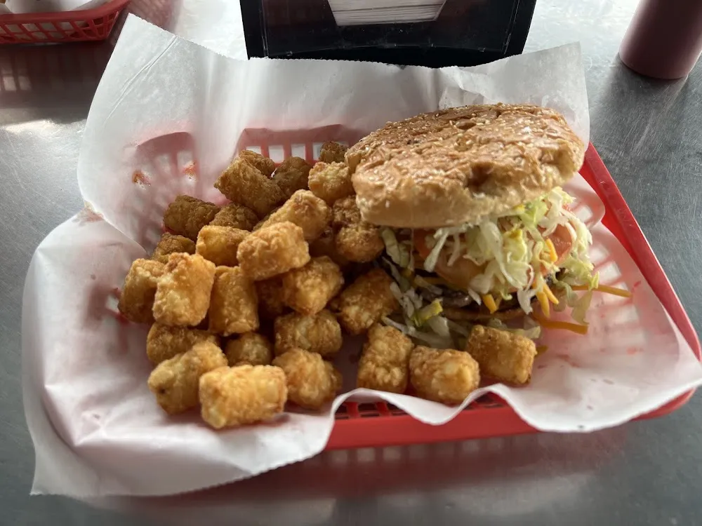 Cheeseburger and Tater Tots